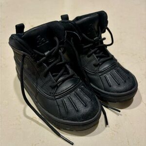 Nike Woodside 2 High Toddler Size 9